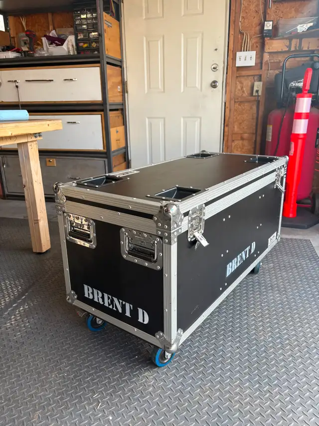 Trunk Road Case