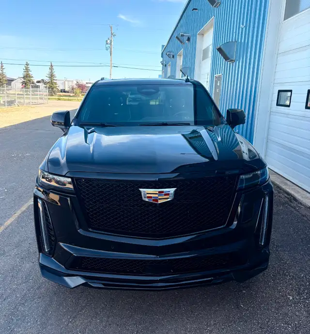 2024 Cadillac Escalade - V-Series (20th Anniversary Edition)