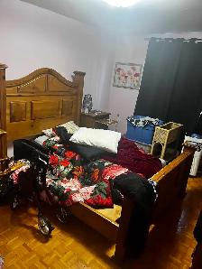 free Bed set furniture - Photo 3