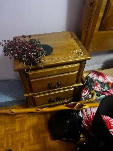 free Bed set furniture - Photo 4