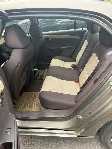 2011 Chevrolet Malibu LT - Photo 5