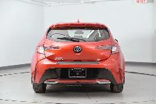 2019 Toyota Corolla Hatchback SE - Photo 2
