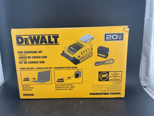 Dewalt DCB094K USB Charging Kit 20v NEW