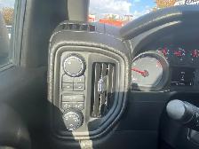 2020 Chevrolet Silverado 1500 Z71 PACKAGE CREW CAB/4X4! - Photo 12