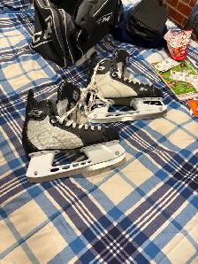 Reebok Pro E Hockey Skates