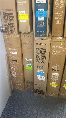 Westinghouse Smart Roku LED TV - Photo 3