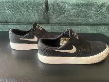 Nike SB Zoom Stefan Janoski Canvas Slip-On Sneakers - Photo 3