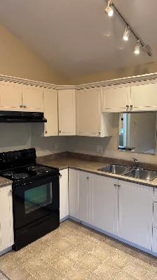1 BR Coach House in Clayton Heights - Photo 8