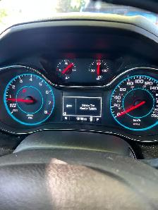 2017 Chevy Cruze LT - Photo 4