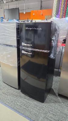 FRIGIDAIRE 7.5 CUFT BLACK RETRO REFRIGERATOR - Photo 2