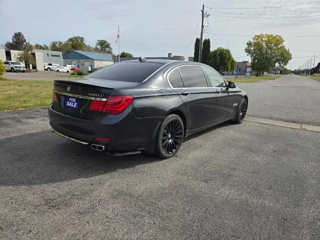 2012 BMW 750LI