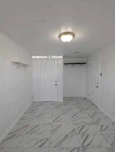 2-Bedroom Walkout Basement Apartment | All-Inclusive & Private - Photo 5