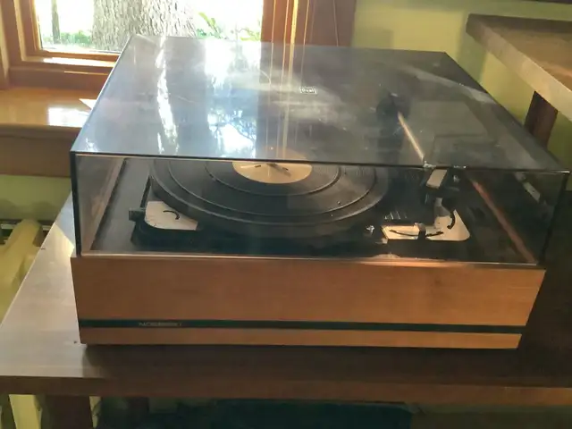 Vintage Dual Turntable