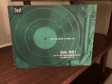 Vintage Dual Turntable - Photo 2