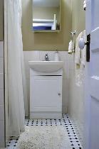 Immaculate 1 Bed Main Level Apt., Owen St. - Photo 16
