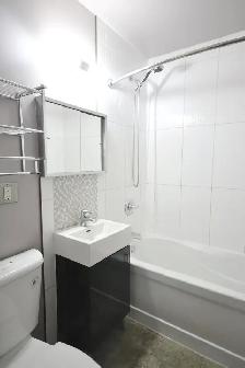 NOV 1st! Stunning 2-Bedroom suite in Osborne Village! - Photo 9