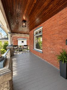 Modern 2-Bedroom Upper Unit | In-Suite Laundry & Parking – Peter - Photo 12