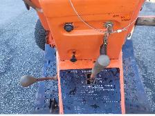 Allis Chalmers 710 Lawn Tractor - Photo 6
