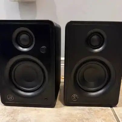 Mackie CR3-X Multimedia Monitor Speakers