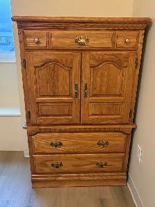 Bedroom Suite (8 Pieces, Oak, Queen) - Photo 3