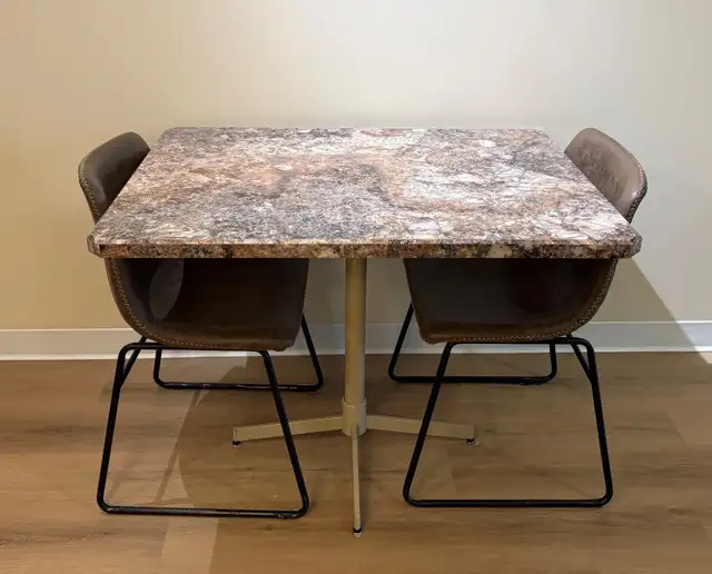Kitchen Table & 2 Chairs