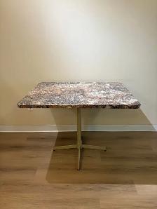 Kitchen Table & 2 Chairs - Photo 3