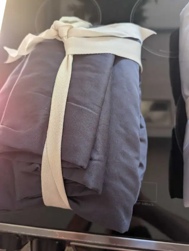 2 sets of Twin Bed Sheets