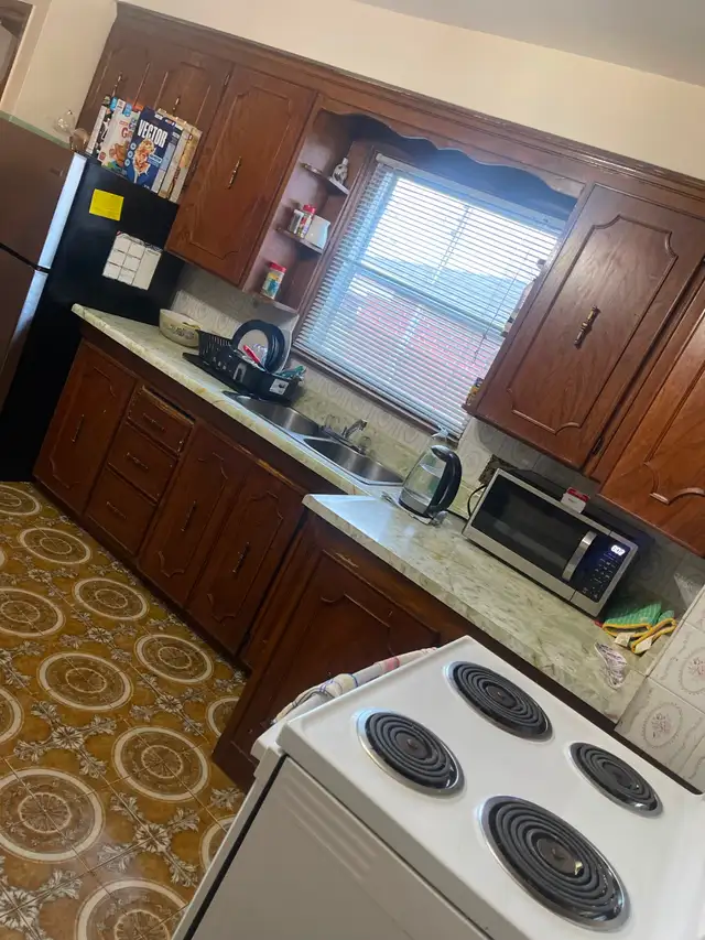 Room for Rent in Basement — Warden & Lawrence (Scarborough)