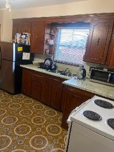 Room for Rent in Basement — Warden & Lawrence (Scarborough) - Photo 2
