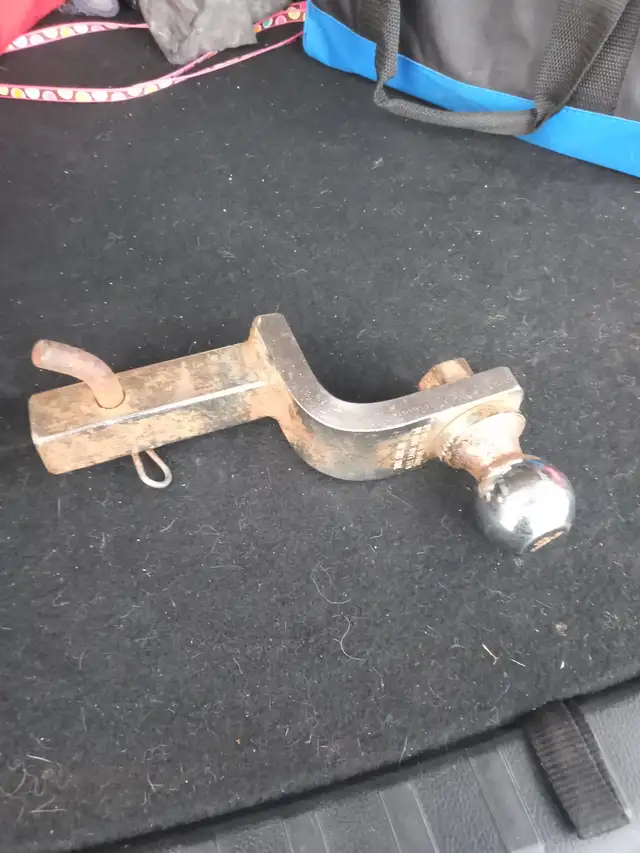 Trailer hitch. Ball is 1-7/8' Class 2 hitch.