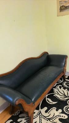 Antique Furniture is given away for free - Photo 3