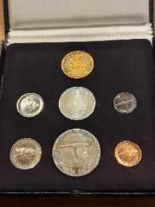 1967 Centennial  Canada Mint Gold Silver Coin Set - Photo 2