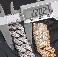 22MM Iced Out Prong Cuban Link Chain - Photo 9