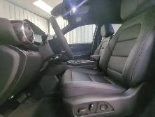 2027 Chevrolet Equinox AWD LT - Photo 11