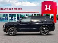 2022 Mitsubishi Outlander - Photo 2