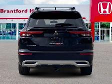 2022 Mitsubishi Outlander - Photo 6