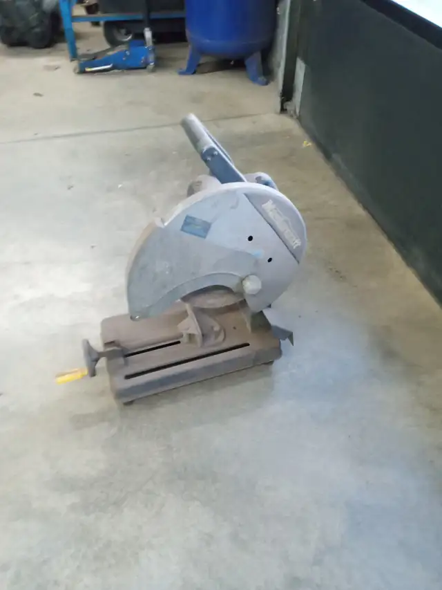 Scie a tronconner pour métal Mastercraft 14' 125$