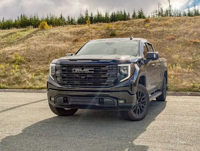 2025 GMC Sierra 1500 Elevation