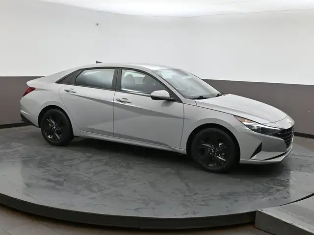 2023 Hyundai Elantra Preferred HEATED SEATS | PUSH BUTTON START