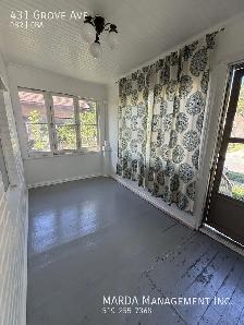 2-Bedroom House for Rent in Central Windsor | Fenced Yard & In-S - Photo 14