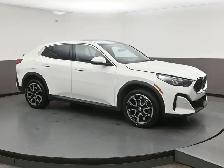 2025 BMW X2 XDRIVE AWD | LEATHER | HEATED SEATS | SUNROOF | APPL