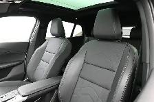 2025 BMW X2 XDRIVE AWD | LEATHER | HEATED SEATS | SUNROOF | APPL - Photo 4