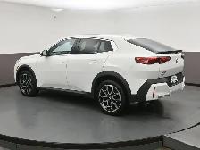 2025 BMW X2 XDRIVE AWD | LEATHER | HEATED SEATS | SUNROOF | APPL - Photo 36