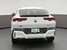 2025 BMW X2 XDRIVE AWD | LEATHER | HEATED SEATS | SUNROOF | APPL - Photo 37