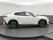 2025 BMW X2 XDRIVE AWD | LEATHER | HEATED SEATS | SUNROOF | APPL - Photo 39