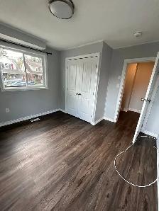 3 Bedroom Main Floor Apartment! - Photo 6
