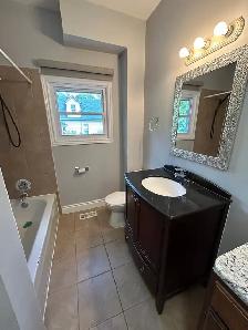 3 Bedroom Main Floor Apartment! - Photo 9