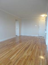 Spacious 1 Bedroom Apartment for Rent! - Photo 3