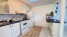 Bright 2-Bedroom Apartment with Private Rooftop Deck!! - Photo 2