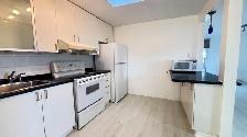 Bright 2-Bedroom Apartment with Private Rooftop Deck!! - Photo 8